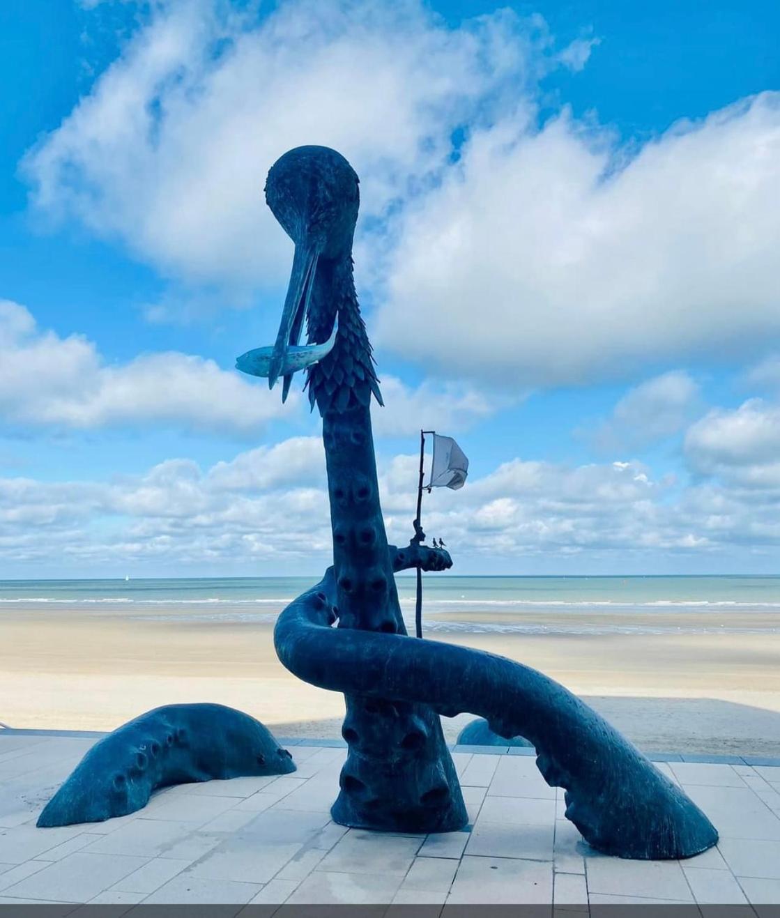 Appartement Sur La Plage De Malo Les Bains Vue Mer Dunkirk Esterno foto